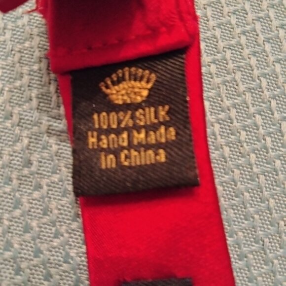 Countess Mara Silk Bow Tie - Picture 2 of 4